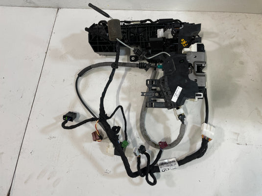 ⭐17-19 INFINITI QX30 FRONT RIGHT SIDE DOOR LATCH LOCK ACTUATOR W/ WIRING HARNESS