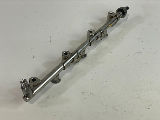 16-20 INFINITI Q50 17-20 Q60 3.0L FRONT RIGHT ENGINE FUEL INJECTOR RAIL