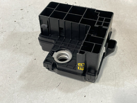 2022-2023 KIA STINGER POSITIVE BATTERY FUSE TERMINAL COVER FUSIBLE LINK