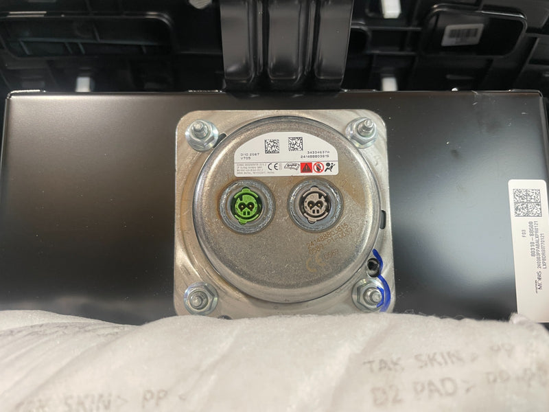 Load image into Gallery viewer, 2023-2025 HYUNDAI PALISADE INSTRUMENT PANEL PAD DASHBOARD ASSEMBLY 3.8L # 104226
