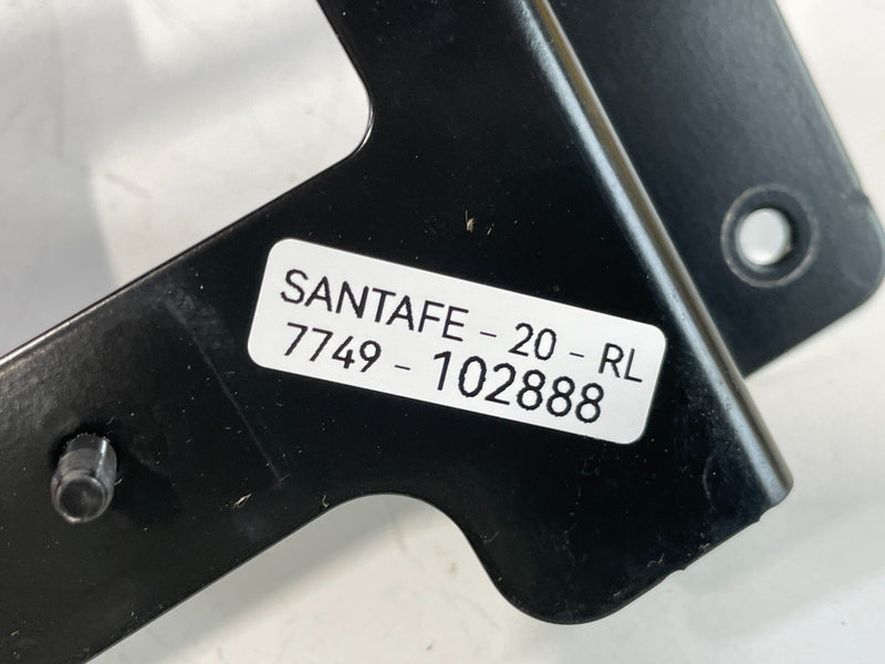 Load image into Gallery viewer, 19-20 HYUNDAI SANTA FE REAR LEFT SIDE BLIND SPOT RADAR SUPPORT BRACKET # 102888
