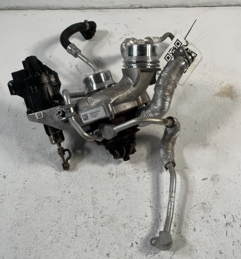 Load image into Gallery viewer, 2019-2025 BMW 330i 330e G20 ENGINE EXHAUST TURBO TURBOCHARGER ASSY 2.0L # 106351
