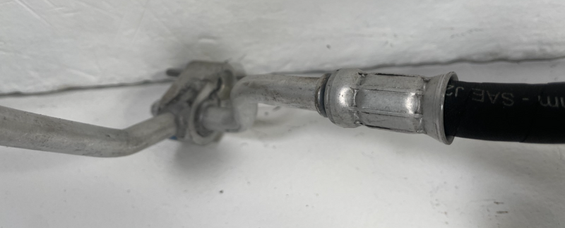 Load image into Gallery viewer, 21-25 BMW G82 M4 M3 M2 A/C AIR CONDITIONING PIPE LINE HOSE ASSEMBLY 3.0L #105723
