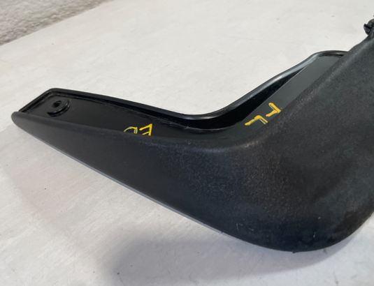 2020-2025 HYUNDAI PALISADE FRONT LEFT DRIVER SIDE MUD SPLASH FLAP GUARD