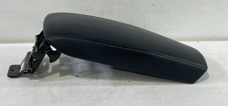 Load image into Gallery viewer, 2019 - 2021 INFINITI QX50 CENTER CONSOLE ARM REST TRAY STORAGE LID 2.0L #98890
