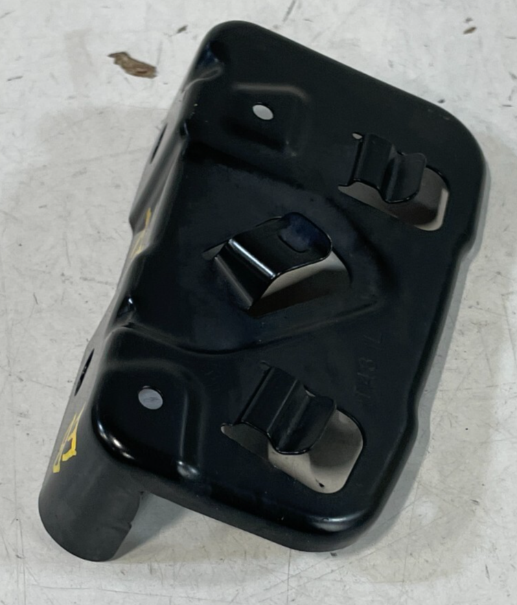 Load image into Gallery viewer, 2022-2025 HONDA CIVIC HATCHBACK REAR LEFT SIDE BUMPER STAY SIDE BRACKET # 99079
