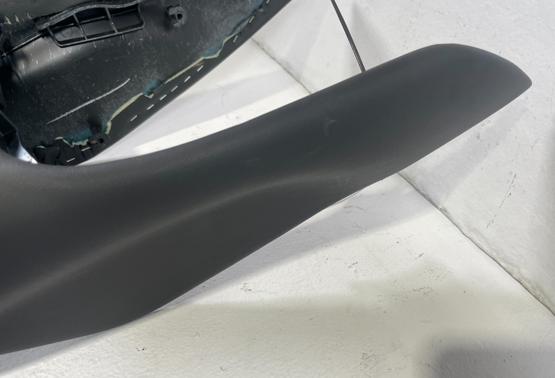 Load image into Gallery viewer, 2023-2025 HONDA HR-V LX UPPER CENTER CONSOLE TRIM PANEL ASSEMBLY BLACK # 105497
