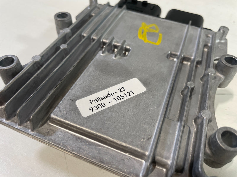 Load image into Gallery viewer, 2023 HYUNDAI PALISADE AUTOMATIC TRANSMISSION CONTROL MODULE UNIT 3.8L # 105121
