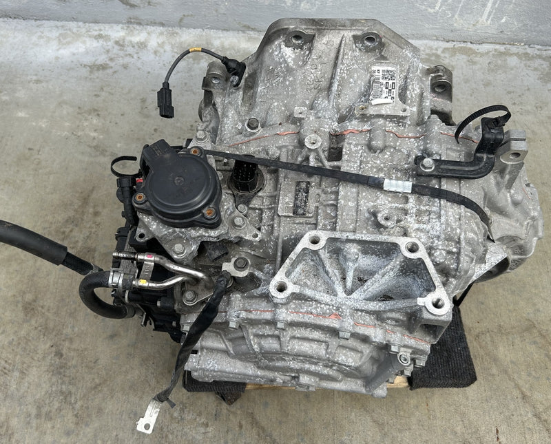 Load image into Gallery viewer, HYUNDAI PALISADE FWD AUTO TRANSMISSION ASSY 2020-2022 44K MILES 3.8L #NB1-TRU488
