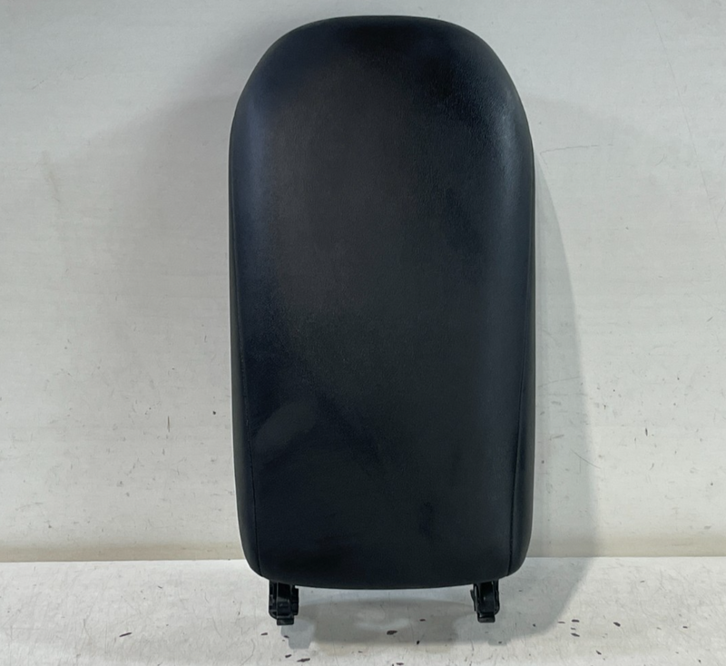 Load image into Gallery viewer, 2023-2025 HONDA HR-V LX CENTER CONSOLE ARMREST ARM REST LID COVER BLACK # 100751
