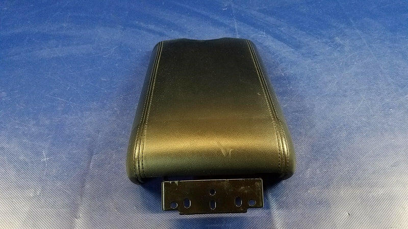 Load image into Gallery viewer, INFINITI Q40 Q60 G25 G37 CENTER CONSOLE ARM REST AUTOMATIC TRANSMISSION #70185
