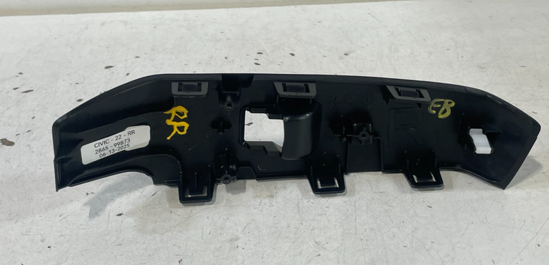 Load image into Gallery viewer, 2022 - 2025 HONDA CIVIC REAR RIGHT SIDE POWER DOOR WINDOW SWITCH BEZEL # 99873

