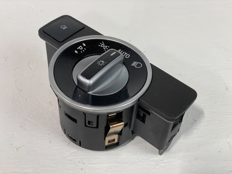 Load image into Gallery viewer, 17-19 INFINITI QX30 HEADLIGHT CONTROL ADJUST SWITCH PANEL 25542-5DA4B OEM #88159
