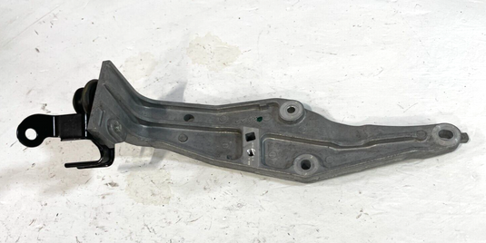 16-22 HONDA HR-V FRONT LEFT DRIVER SIDE AIR CLEANER STAY MOUNT BRACKET