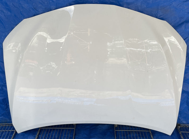 Load image into Gallery viewer, TOYOTA CAMRY FRONT HOOD BONNET COVER ASSEMBLY WHITE (040) 2018-2024 # OR1-HDS551
