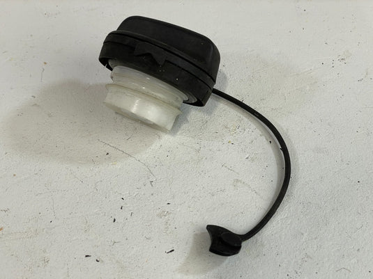 2019 - 2024 INFINITI QX50 FUEL GAS TANK FILLER DOOR LID CAP 17251-1VZ0D