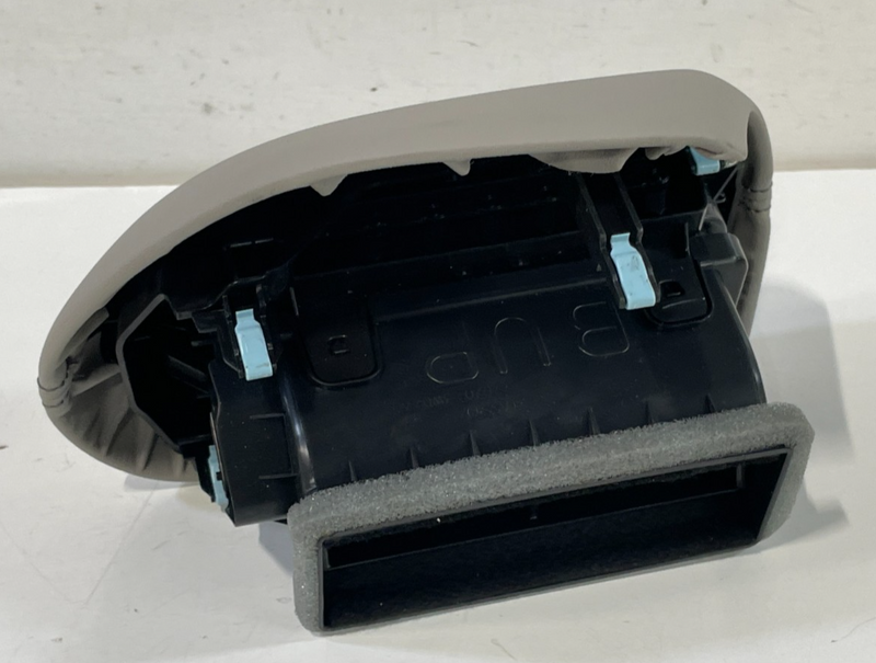 Load image into Gallery viewer, 23-25 HONDA HR-V EX-L LEFT DRIVER SIDE DASH DASHBOARD AC AIR VENT GRILLE #101633
