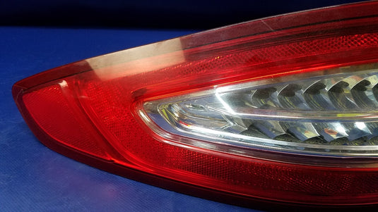 13-16 FORD FUSION LEFT DRIVER SIDE TAIL LIGHT LAMP QUARTER PANEL MOUNTED