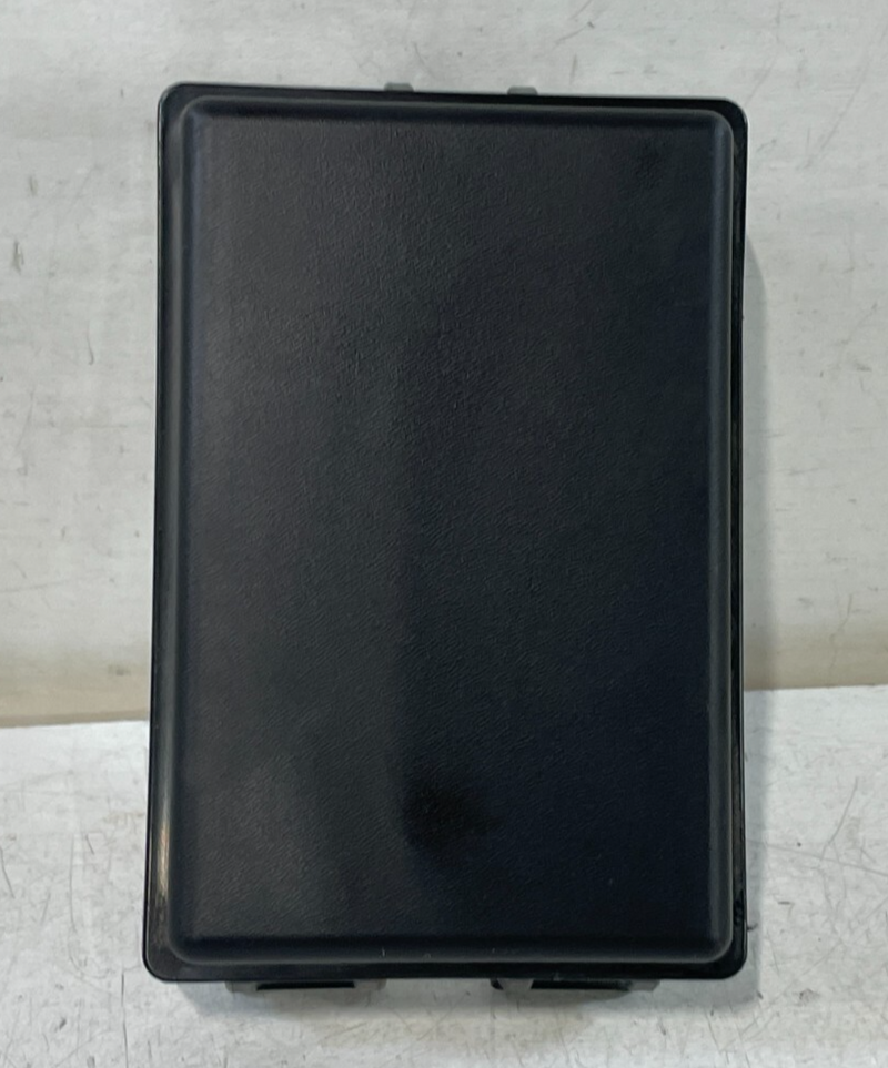 Load image into Gallery viewer, 19-20 INFINITI QX50 ENGINE FUSE RELAY BOX HOUSING LID COVER PANEL 2.0L # 98849
