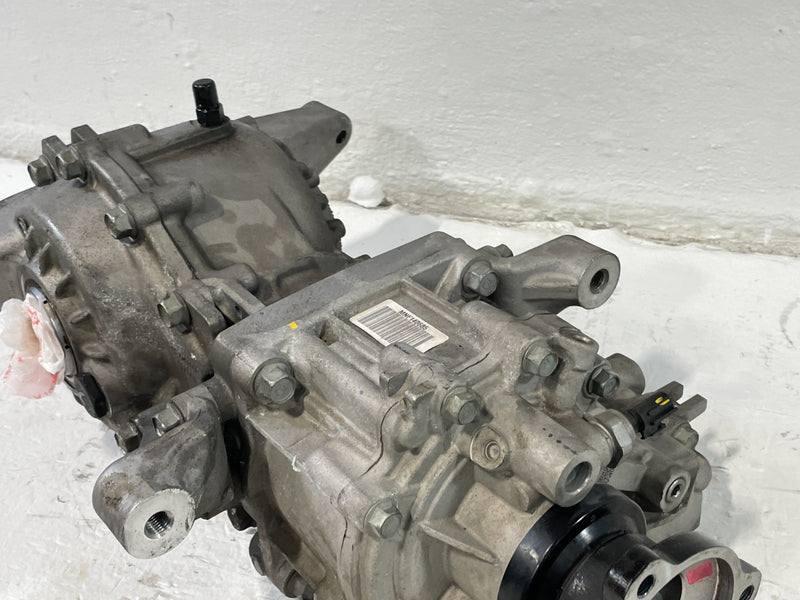 Load image into Gallery viewer, 2021-2025 HYUNDAI SANTA FE AWD REAR AXLE CARRIER DIFFERENTIAL ASSEMBLY # 102001
