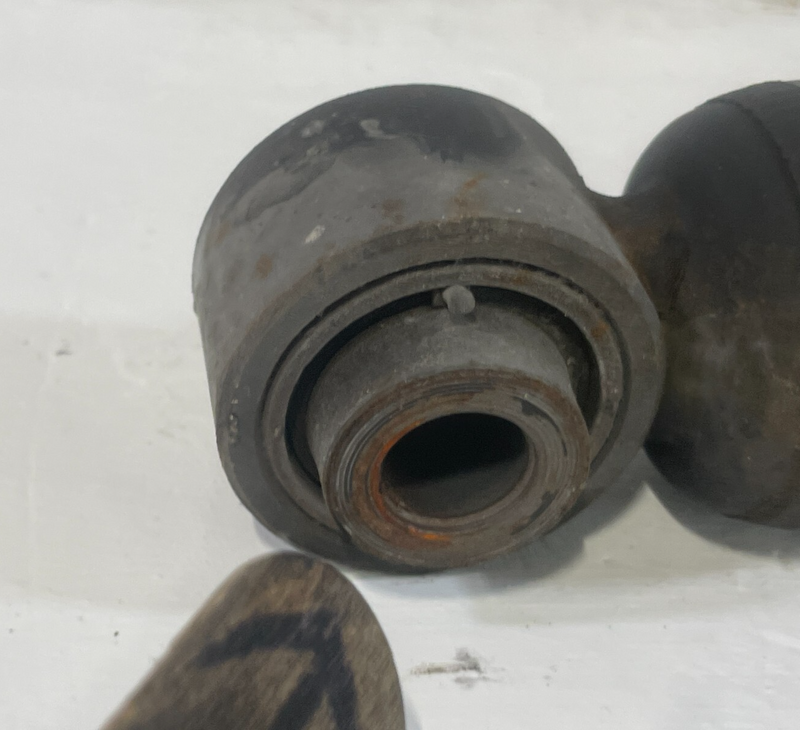 Load image into Gallery viewer, 08-16 INFINITI EX35 EX37 QX50 REAR LEFT / RIGHT SIDE SHOCK STRUT ABSORBER #88877
