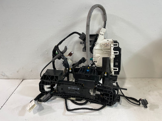 ⭐17-19 INFINITI QX30 FRONT RIGHT SIDE DOOR LATCH LOCK ACTUATOR W/ WIRING HARNESS