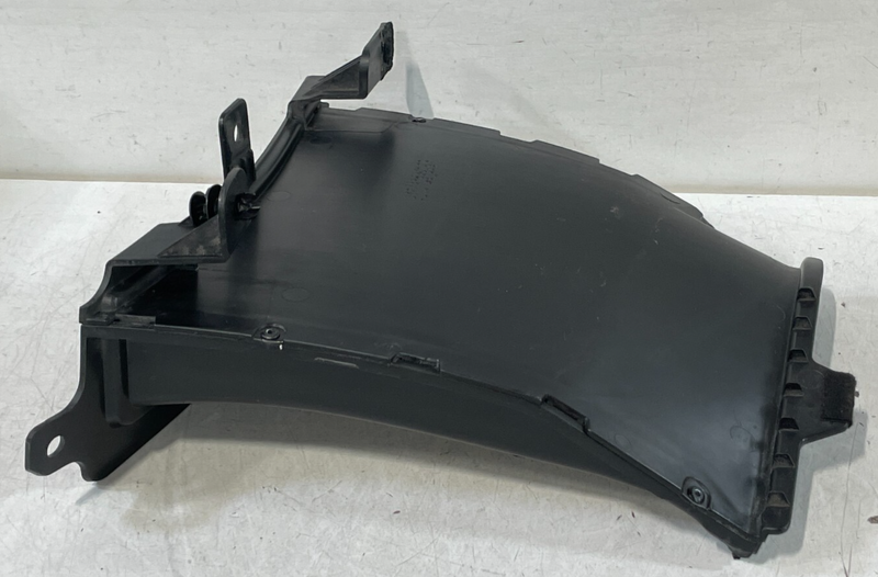 Load image into Gallery viewer, 2018 - 2023 KIA STINGER FRONT LEFT DRIVER FENDER AIR DUCT VENT BREATHER # 99583
