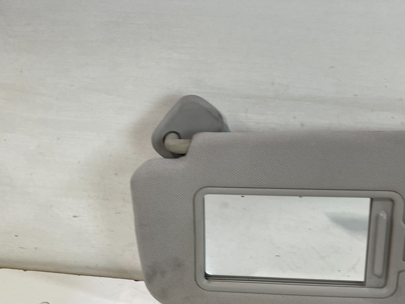 Load image into Gallery viewer, 2020 - 2023 HYUNDAI PALISADE FRONT LEFT DRIVER SIDE SUNVISOR SUN VISOR # 102203
