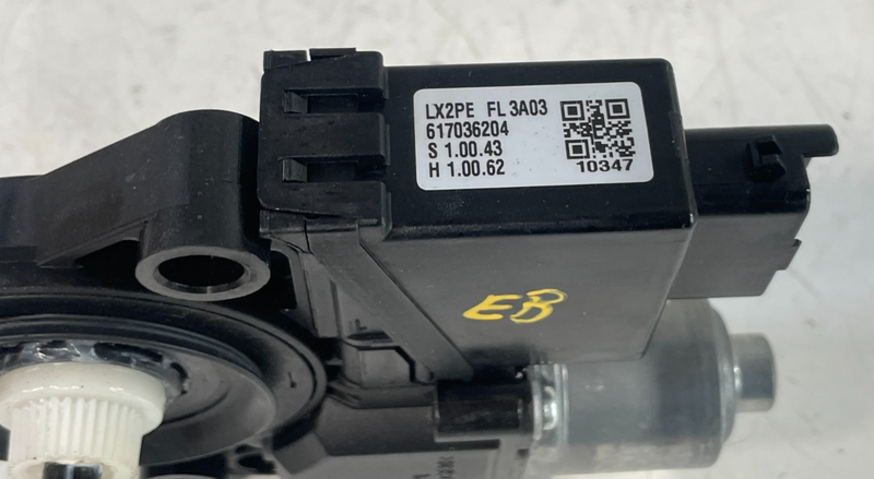 Load image into Gallery viewer, 23 - 25 HYUNDAI PALISADE FRONT LEFT DRIVER SIDE POWER DOOR WINDOW MOTOR # 104073
