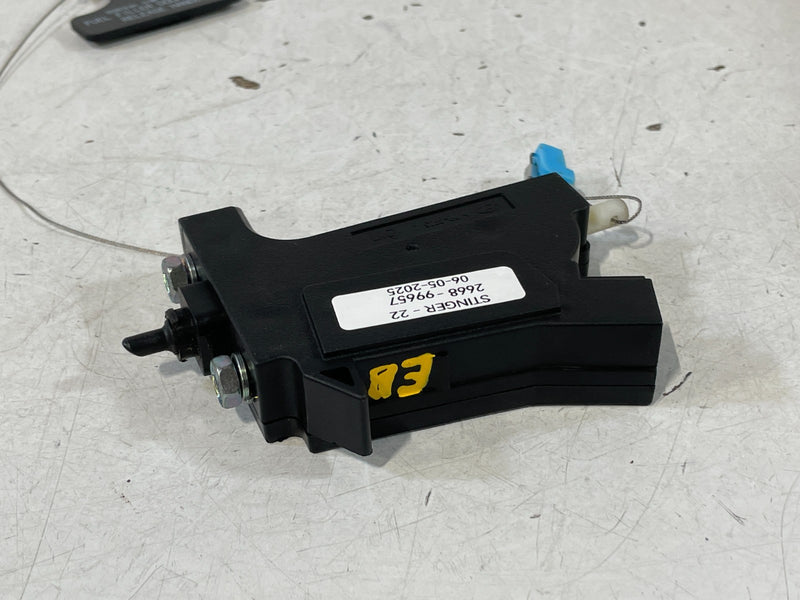 Load image into Gallery viewer, 2018-2023 KIA STINGER FUEL FILLER DOOR LID LOCK LATCH ACTUATOR ASSEMBLY # 99657
