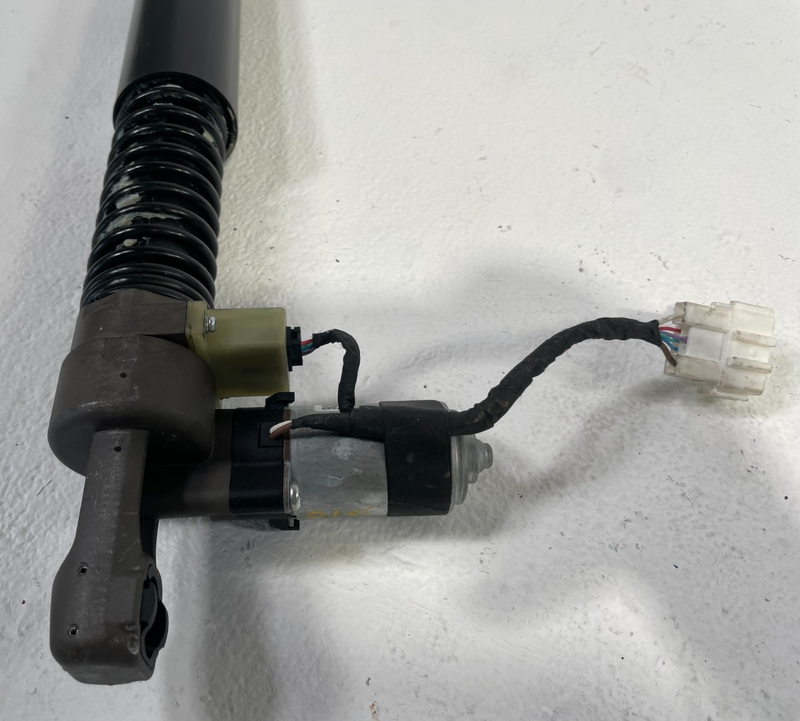 Load image into Gallery viewer, 2019 - 2025 ACURA RDX REAR LEFT &amp; RIGHT SIDE POWER LIFTGATE LIFT MOTOR # 105554
