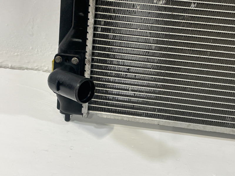 Load image into Gallery viewer, 2011 - 2019 INFINITI M56 Q70 Q70L AUTO TRANS RADIATOR ASSEMBLY 5.6L # 94090
