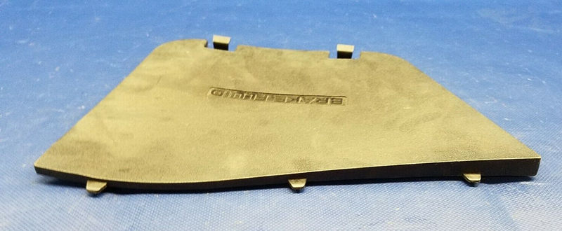 Load image into Gallery viewer, 2014-2024 INFINITI Q50, 17-22 Q60 LEFT DRIVER SIDE BRAKE FLUID COVER LID # 55817
