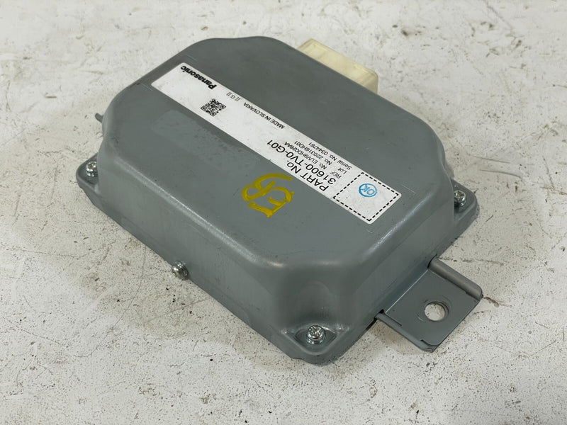 Load image into Gallery viewer, 2022 - 2024 HONDA CIVIC VOLTAGE STABILIZER MANAGMENT CONTROL MODULE UNIT # 81300
