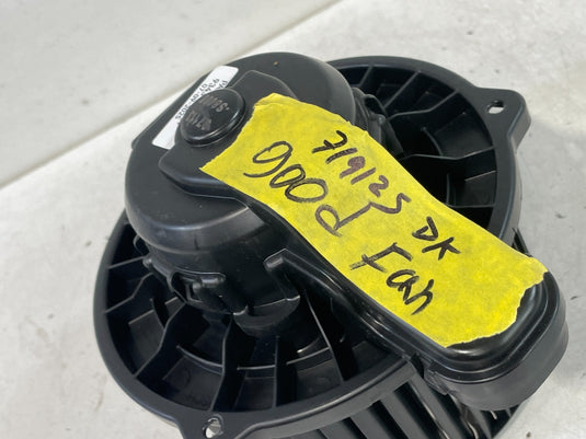2020-2022 HYUNDAI PALISADE FRONT DASH AC A/C HEATER BLOWER W/ FAN MOTOR