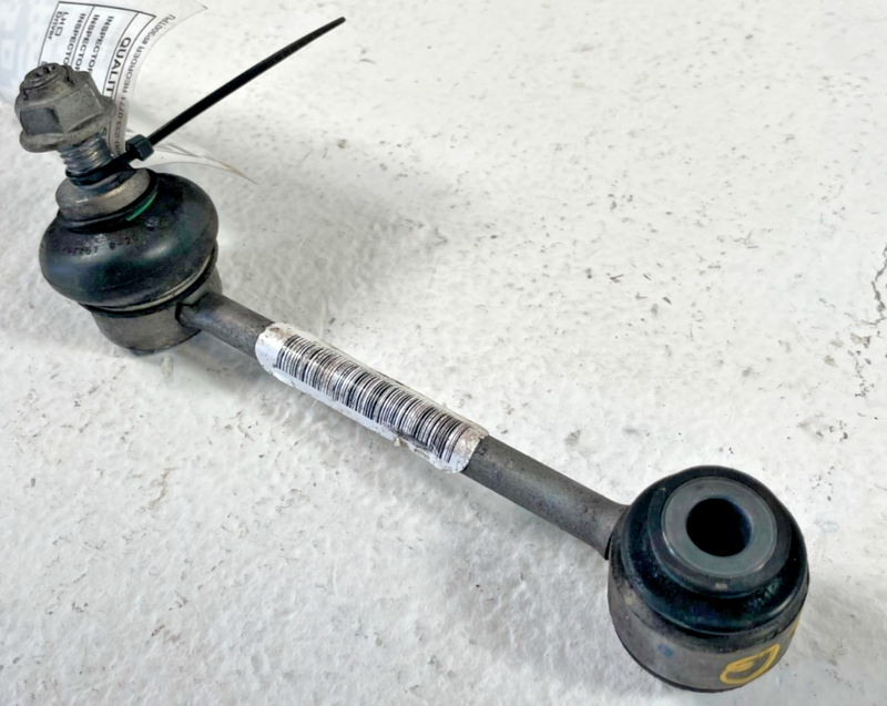 Load image into Gallery viewer, 2021 - 2025 BMW G82 M4 M3 M2 REAR LH OR RH STABILIZER SWAY BAR END LINK # 105598
