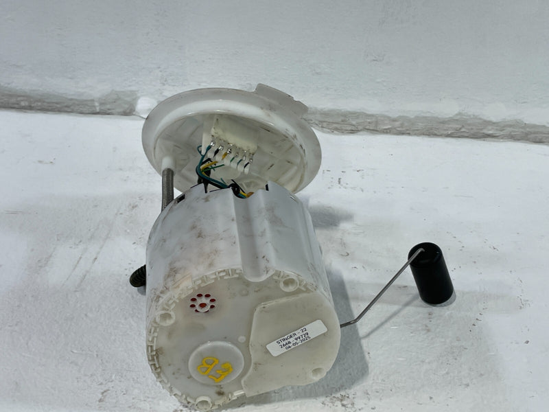Load image into Gallery viewer, 2022- 2023 KIA STINGER GT-LINE FUEL GAS PUMP ASSEMBLY 31110-J5050 2.5L # 99729
