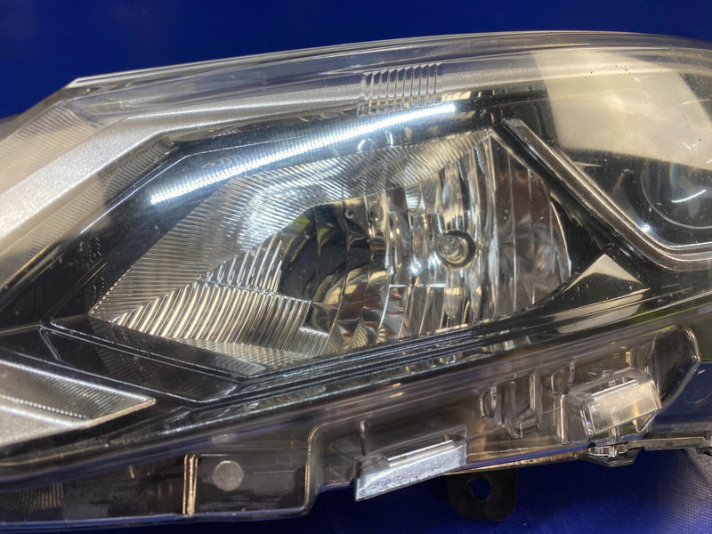 Load image into Gallery viewer, 2019 - 2021 NISSAN ALTIMA LEFT HALOGEN HEADLIGHT HEADLAMP NON AFS # IG17-HDS787
