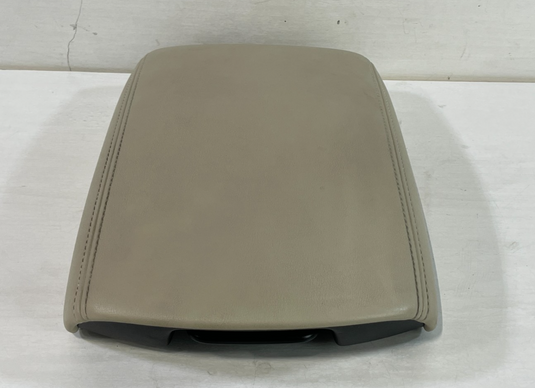 2016 - 2020 INFINITI Q50 CENTER CONSOLE ARM REST ARMREST LID COVER BEIGE