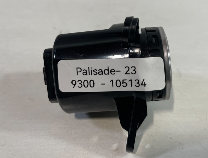 Load image into Gallery viewer, 2023 - 2025 HYUNDAI PALISADE ENGINE START STOP IGNITION SWITCH BUTTON # 105134
