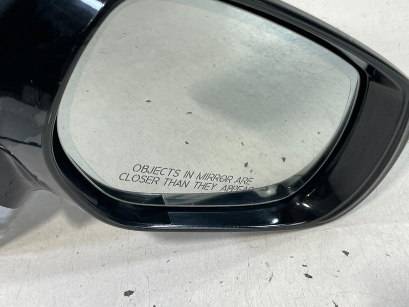 Load image into Gallery viewer, 2017-2019 INFINITI Q60 RIGHT SIDE VIEW DOOR MIRROR W/CAMERA WHITE (QAB) #98730
