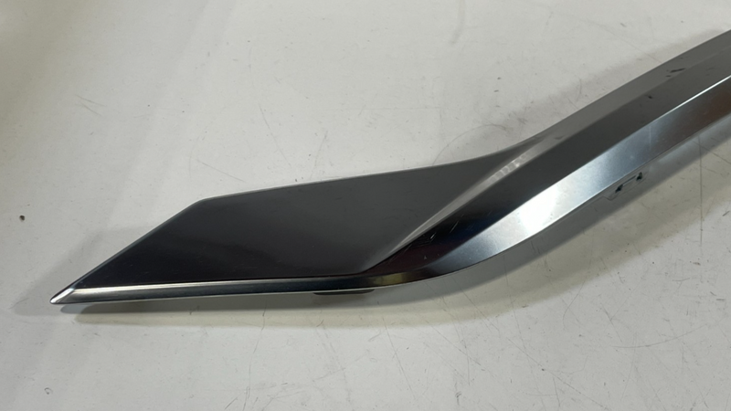 Load image into Gallery viewer, 21-23 HYUNDAI SANTA FE REAR RIGHT BUMPER COVER MOLDING CHROME TRIM STRIP #101893
