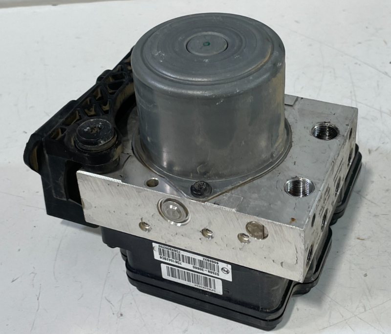 Load image into Gallery viewer, 19-20 HYUNDAI SANTA FE AWD ANTI LOCK ABS BRAKE PUMP CONTROL MODULE UNIT # 102934

