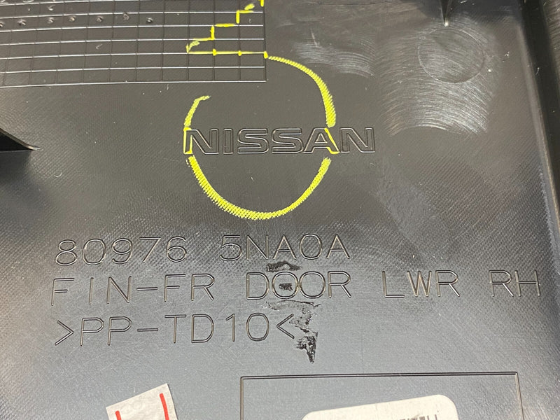 Load image into Gallery viewer, 2019 - 2020 INFINITI QX50 FRONT RIGHT PASSENGER SIDE DOOR TRIM PANEL # 76525
