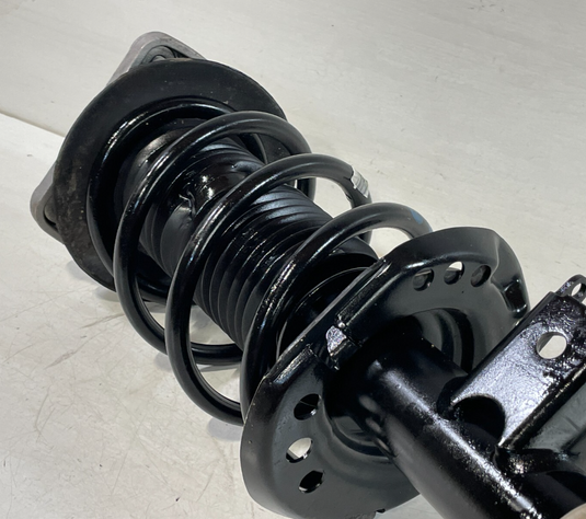 2017-2019 INFINITI QX30 FWD FRONT LEFT SIDE SHOCK STRUT SPRING ABSORBER