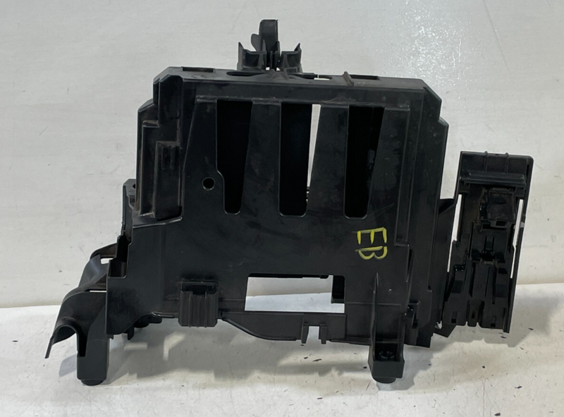 Load image into Gallery viewer, 19-20 BMW 330i 330i xDrive INTEGRATED POWER SUPPLY MODULE HOLDER BRACKET #98425D
