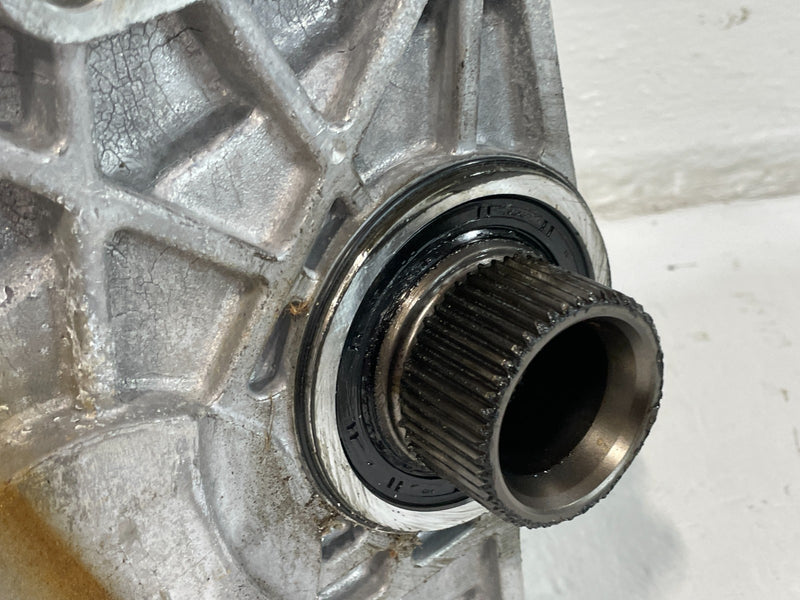 Load image into Gallery viewer, 20-23 HYUNDAI PALISADE AWD AUTOMATIC TRANSMISSION TRANSFER CASE ASSEMBLY #102393

