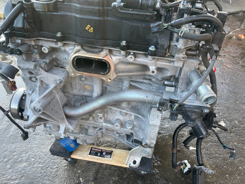 Load image into Gallery viewer, HONDA HRV HR-V 2.0L FWD ENGINE MOTOR ASSEMBLY AUTO 19K MILES 2023-2025 # 105501
