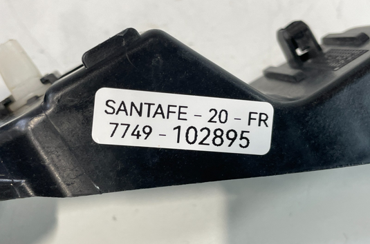19-20 HYUNDAI SANTA FE FRONT LEFT PASSENGER SIDE BUMPER RETAINER BRACKET