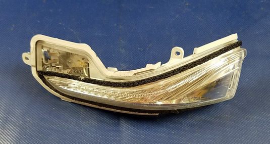 INFINITI Q50 Q60 Q70L QX30 FRONT LEFT SIDE MIRROR TURN SIGNAL LIGHT LAMP